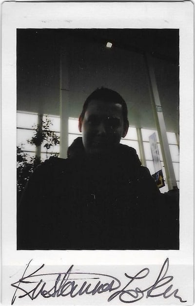 Lee, photographed by Kristanna Loken